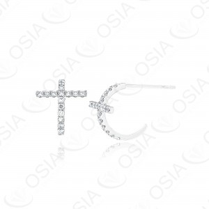 18 KARAT DIAMOND EARRING