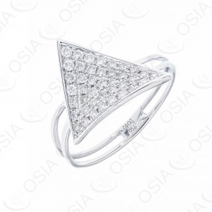 18 KARAT DIAMOND RING