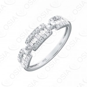 18 KARAT DIAMOND RING