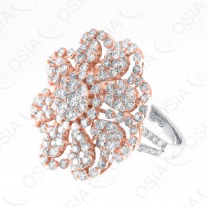 18 KARAT DIAMOND RING