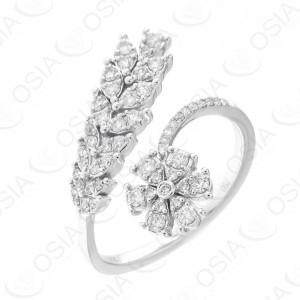 18 KARAT DIAMOND RING
